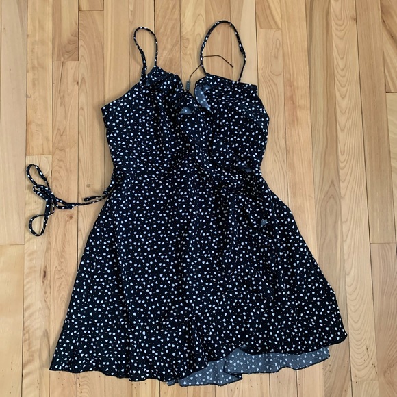 Zaful Heart Ruffle Cami Mini Dress black - Picture 2 of 5
